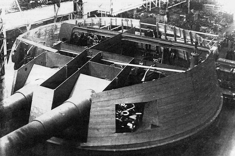 Gun Turret on the Metal Works Plant, Petrograd, 1917